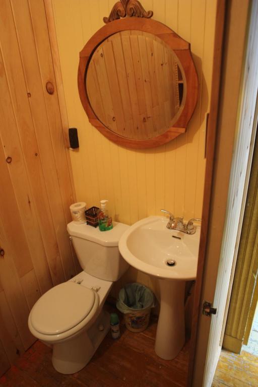 Auberge Du Cafe Chez Sam Baie-Sainte-Catherine Room photo